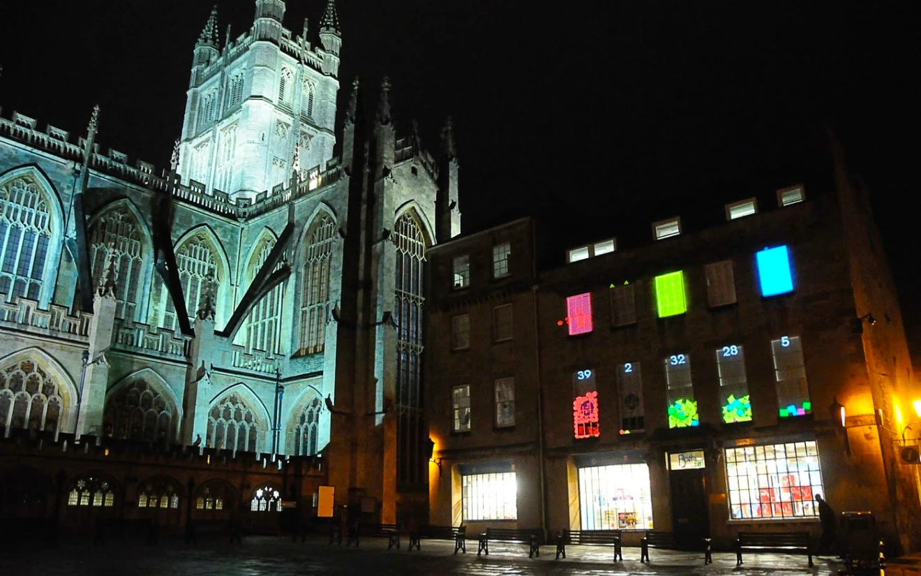 A view of the Bath Abbey and the installation working